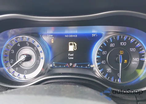 2016 Chrysler 300 Anniversary Edition z USA, uszkodzony, nr VIN 2C3CCARG4GH270532